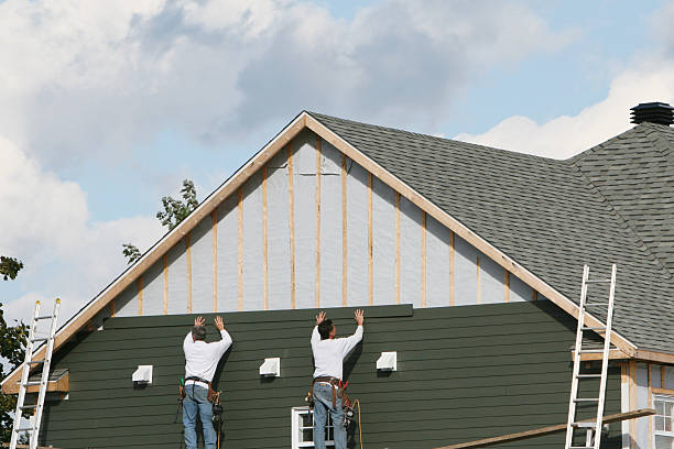 Professional Siding Installation technician working in Callao, VA